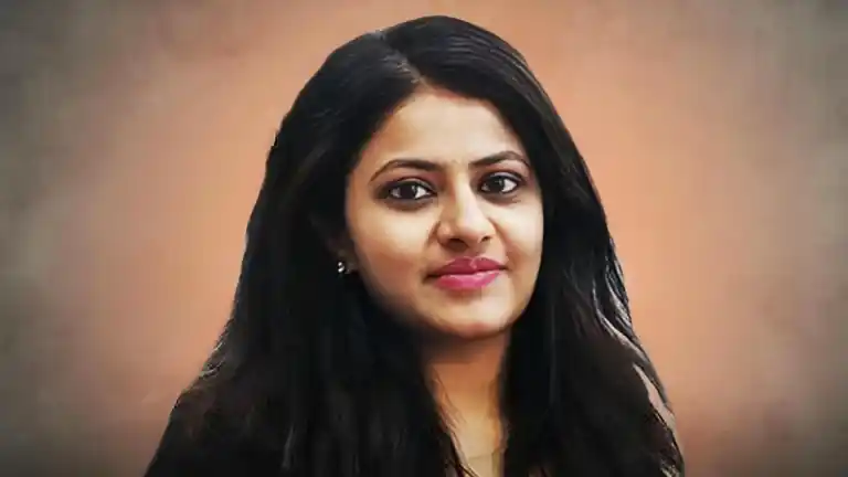 pooja-khedkar