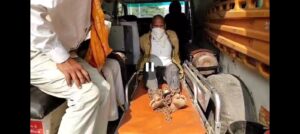 इटावा में मानसिक रूप से बीमार युवक कई लोगो पर हमला