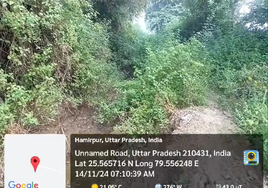 जेसीबी मशीन से कराई गई सिल्ट सफाई , या खानापूर्ति !