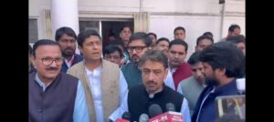 ग्रेटर नोएडा के कलेक्ट्रेट में पहुँचा कांग्रेस का प्रतिनिधिमंडल
