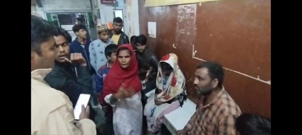 लापरवाही हमीरपुर में फार्मासिस्ट ने ऐसे लगाया इंजेक्शन कि चुभी रह गई निडिल