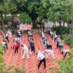 “सर्वे भवन्तु सुखिनः” के मंत्रोच्चार से आध्यात्मिक हुआ रामस्वरूप कॉलेज परिसर, हर्षोल्लास से मना योग दिवस